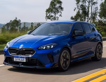 BMW M135 xDrive with M Performace Accessories [Latam] (F70) '2026