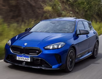 BMW M135 xDrive with M Performace Accessories [Latam] (F70) '2026