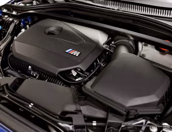 Bajo el capó BMW M135 xDrive [Australia] (F70) '2024–pr.