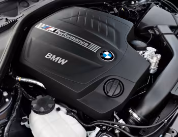 Bajo el capó BMW M135i 3-door [Worldwide] (F21) '2012–15