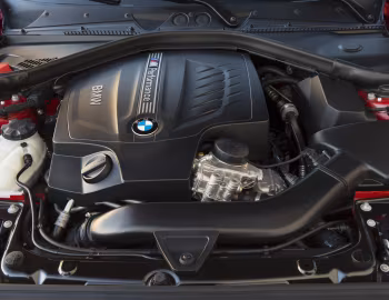 Bajo el capó 2015–16 BMW M235i Coupé [North America] (F22) '2014–16