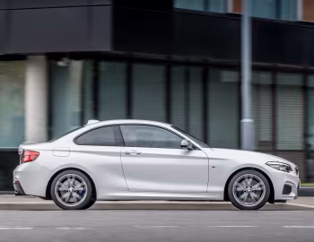 BMW M240i Coupé [UK-spec] (F22) '2017–21