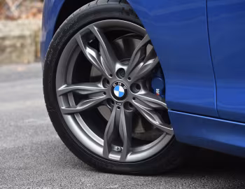 BMW M240i Coupé [UK-spec] (F22) '2016–17