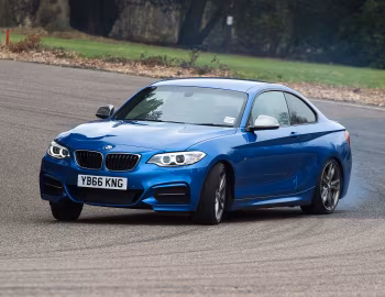 BMW M240i Coupé [UK-spec] (F22) '2016–17