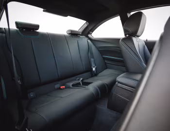 Interior 2017–18 BMW M2 Coupé [North America] (F87) '04.2016–17