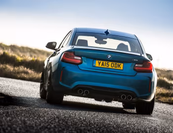 BMW M2 Coupé [UK-spec] (F87) '2016–17