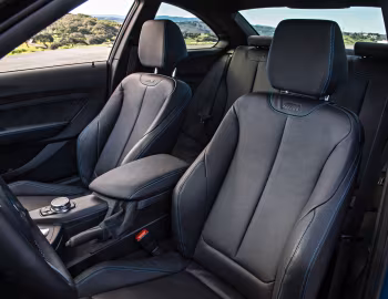 Interior 2017–18 BMW M2 Coupé [North America] (F87) '04.2016–17
