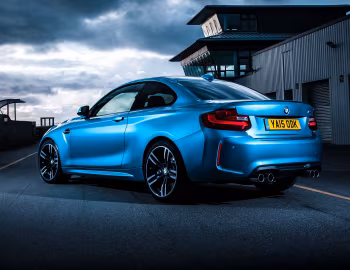 BMW M2 Coupé [UK-spec] (F87) '2016–17