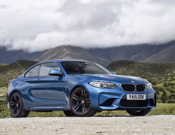 BMW M2 Coupé [UK-spec] (F87) '2016–17