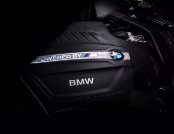 Bajo el capó BMW M2 Coupé [UK-spec] (F87) '2016–17