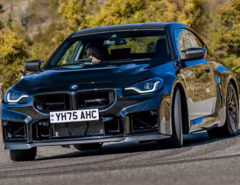 BMW M2 CS [UK-spec] (G87) '2025–pr.