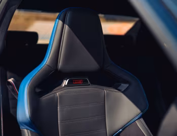 Interior BMW M2 CS [UK-spec] (G87) '2025–pr.