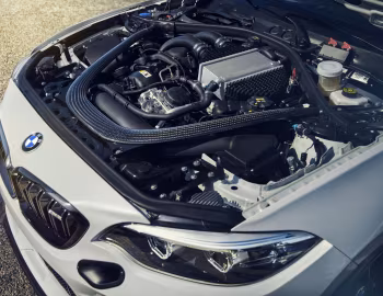 Bajo el capó BMW M2 CS Racing (F87) '2020–pr.