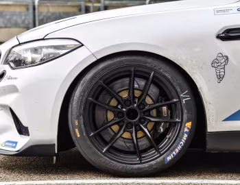 BMW M2 CS Racing (F87) '2020–н.в.