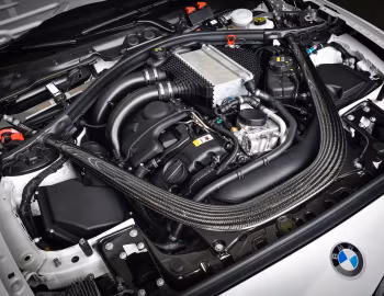 Под капотом BMW M2 CS Racing (F87) '2020–н.в.
