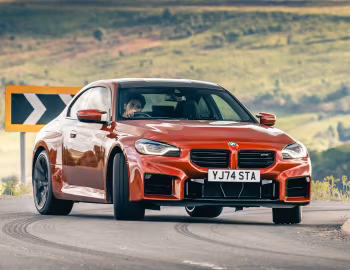 BMW M2 MT [UK-spec] (G87) '2024–pr.