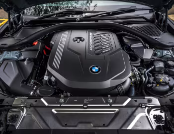 Sous la capuche BMW M340i xDrive "Edition 50 Jahre" [Malaysia] (G20) '2025