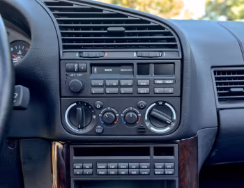 Intérieur 1995–96 BMW M3 3.0 Coupe "Luxury Package" [North America] (E36) '12.1994–01.1996