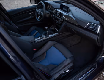 Інтэр'ер 2016 BMW M3 "30 Years M3" [North America] (F80) '2016