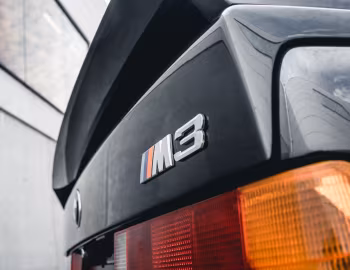 BMW M3 Coupe [France] (E30) '03.1986–12.1990
