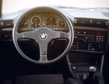 中控台 BMW M3 Coupe [Worldwide] (E30) '03.1986–12.1990