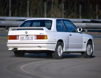 BMW M3 Coupe 2.3 [Worldwide] (E30) '03.1986–08.1989