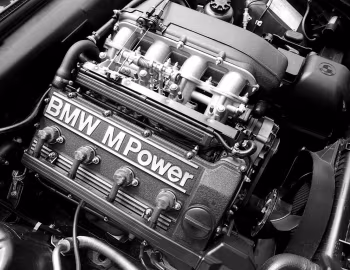 Bajo el capó 1988–90 BMW M3 Coupe [North America] (E30) '03.1987–12.1990