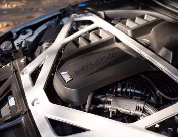 Bajo el capó BMW M3 CS [North America] (G80) '2023–pr.