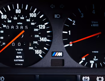 Tableau de bord BMW M3 "Roberto Ravaglia Edition" (E30) '06–07.1989