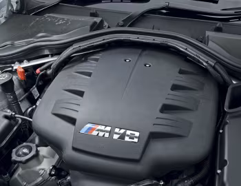 发动机舱 BMW M3 Sedan [UK-spec] (E90) '2007–08