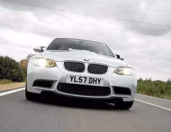 BMW M3 Sedan [UK-spec] (E90) '2007–08