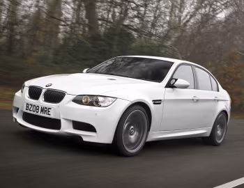 BMW M3 Sedan [UK-spec] (E90) '2007–08
