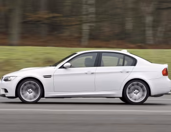 BMW M3 Sedan [UK-spec] (E90) '2007–08