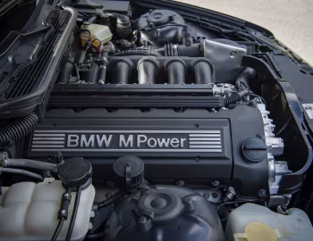 Bajo el capó BMW M3 Sedan 3.2 [Worldwide] (E36) '11.1995–01.1998