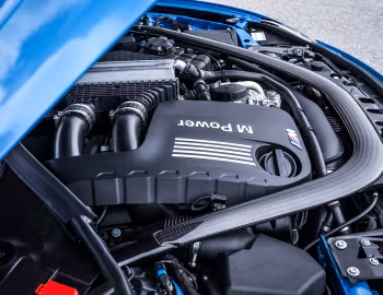 Bajo el capó BMW M3 [UK-spec] (F80) '2014–16