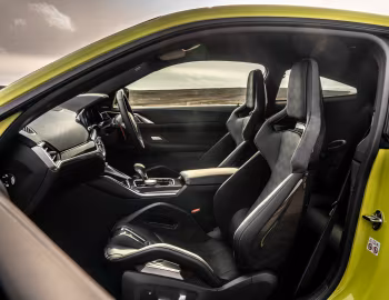 Intérieur BMW M4 Competition [UK-spec] (G82) '2021–pr.