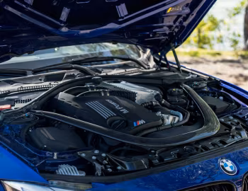 Bajo el capó 2018–20 BMW M4 Convertible M Performance Parts [North America] (F83) '2017–20