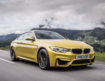 BMW M4 Coupé [UK-spec] (F82) '2014–17