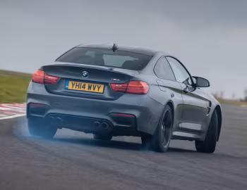 BMW M4 Coupé [UK-spec] (F82) '2014–17