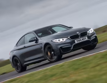 BMW M4 Coupé [UK-spec] (F82) '2014–17