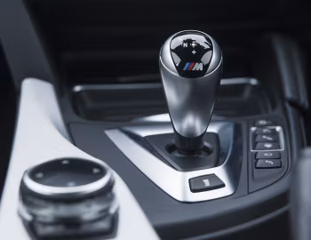 Інтэр'ер BMW M4 Coupé [South Africa] (F82) '2014–17