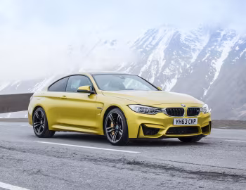 BMW M4 Coupé [UK-spec] (F82) '2014–17