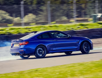BMW M4 CS [UK-spec] (F82) '2017–20