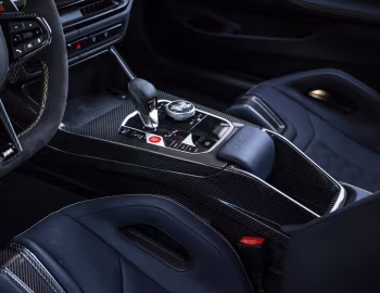 Інтэр'ер BMW M4 CS "Edition VR46" [North America] (G82) '2025