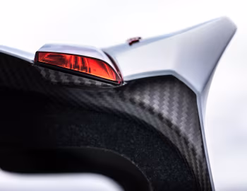 BMW M4 CSL [UK-spec] (G82) '2022–н.в.