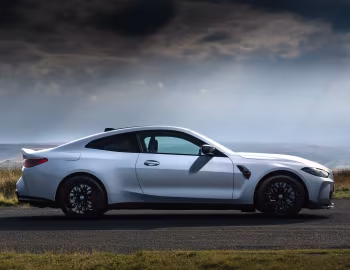 BMW M4 CSL [UK-spec] (G82) '2022–pr.
