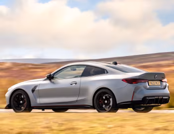 BMW M4 CSL [UK-spec] (G82) '2022–н.в.