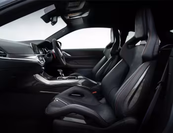 Интерьер BMW M4 CSL [UK-spec] (G82) '2022–н.в.