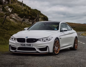 BMW M4 GTS [UK-spec] (F82) '2015–16