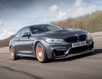 BMW M4 GTS [UK-spec] (F82) '2015–16